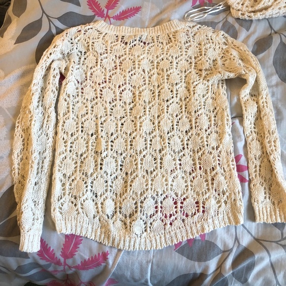 Sweater - Picture 2 of 2